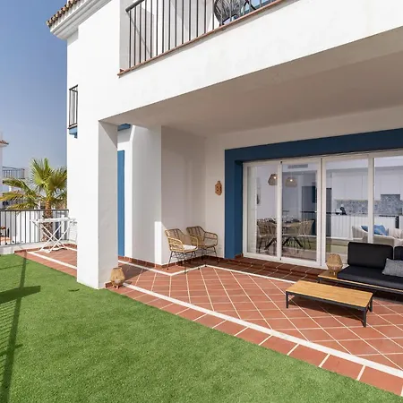 Beautiful 3 Bedroom - 6 Pools - 291 Estepona